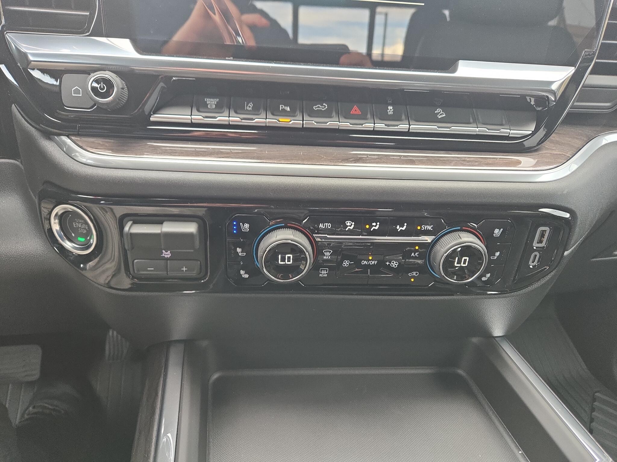 2026 Chevrolet Silverado 2500 HD LTZ - Photo 17