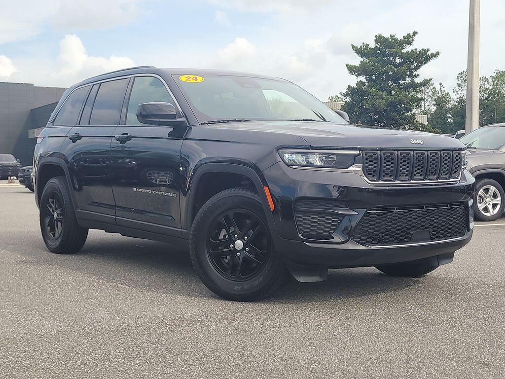 2024 Jeep Grand Cherokee Laredo