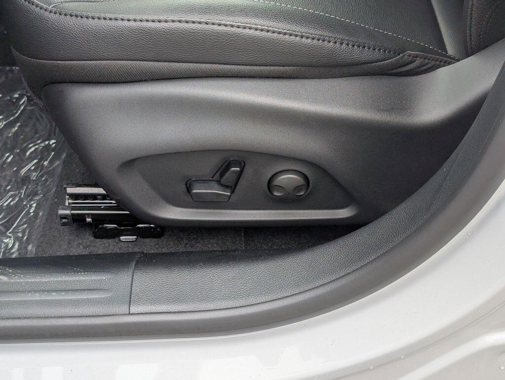 2026 Jeep Compass Limited - Photo 12