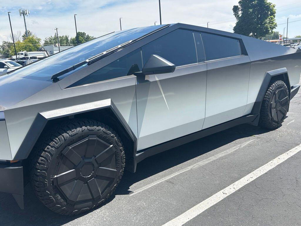 Used 2024 Tesla Cybertruck Base with VIN 7G2CEHED7RA017234 for sale in Boise, ID