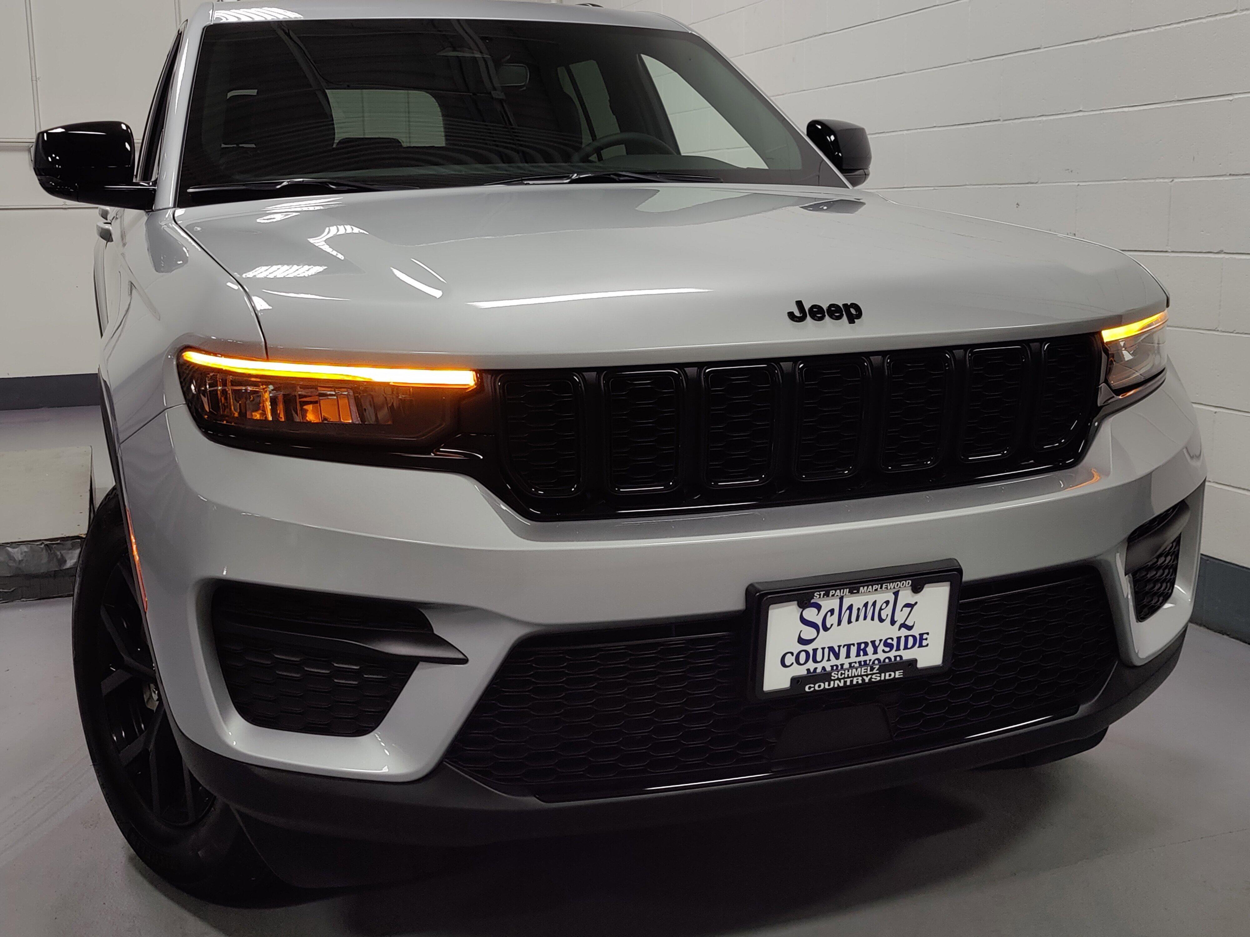 Used 2024 Jeep Grand Cherokee Altitude with VIN 1C4RJHAG3RC244574 for sale in Maplewood, Minnesota