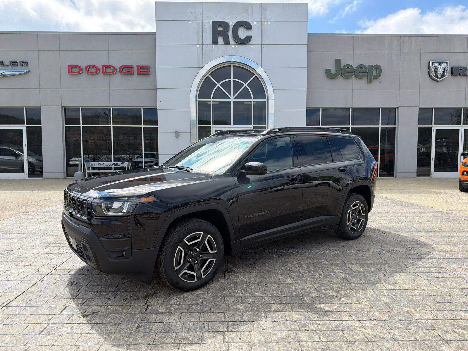 2026 Jeep Cherokee Limited HEV 4X4's photo