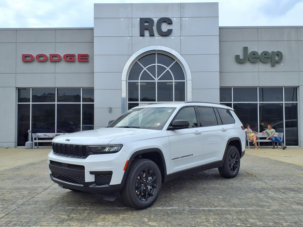 2025 Jeep Grand Cherokee L Altitude's photo