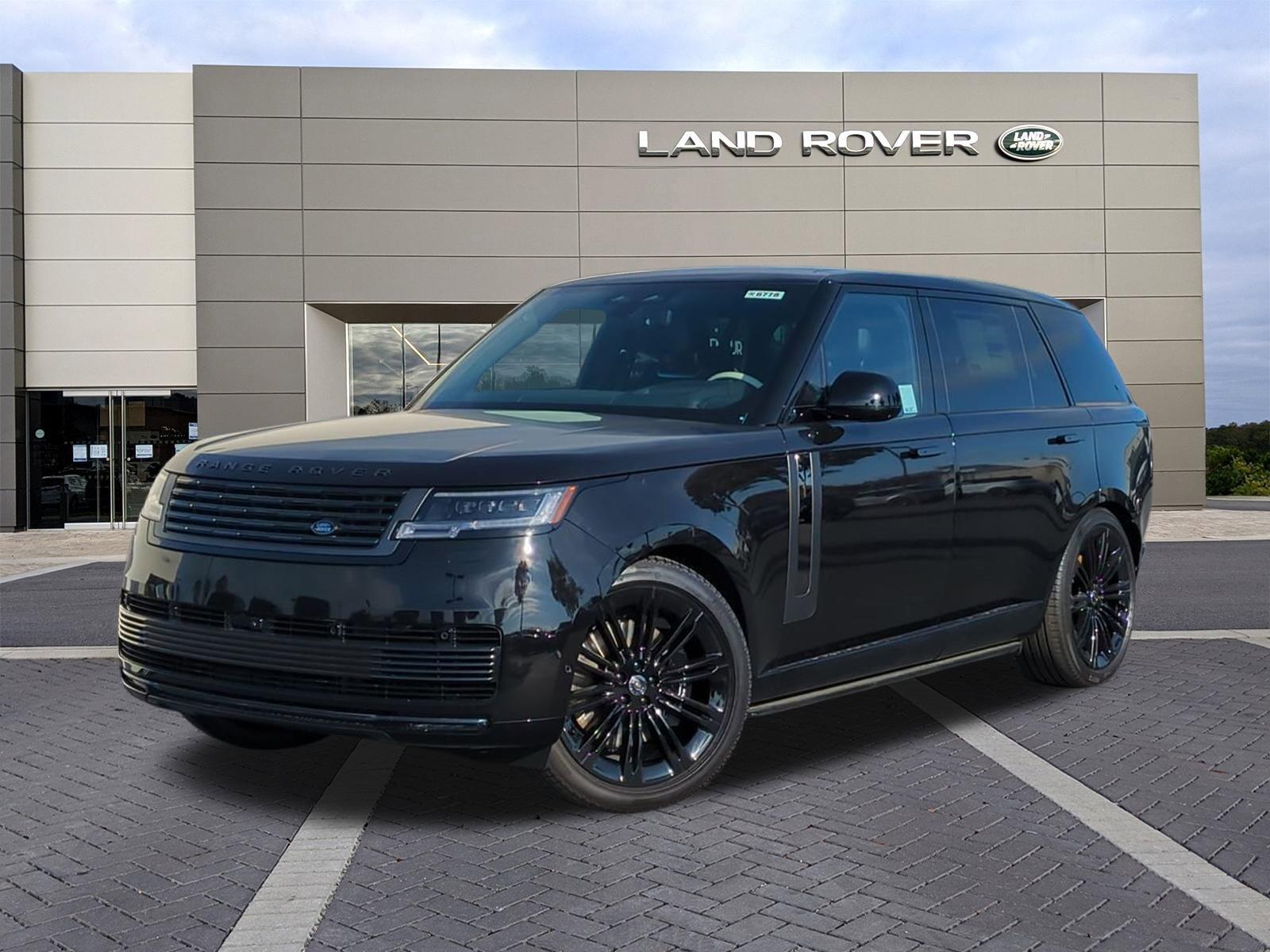 2025 Land Rover Range Rover SV's photo