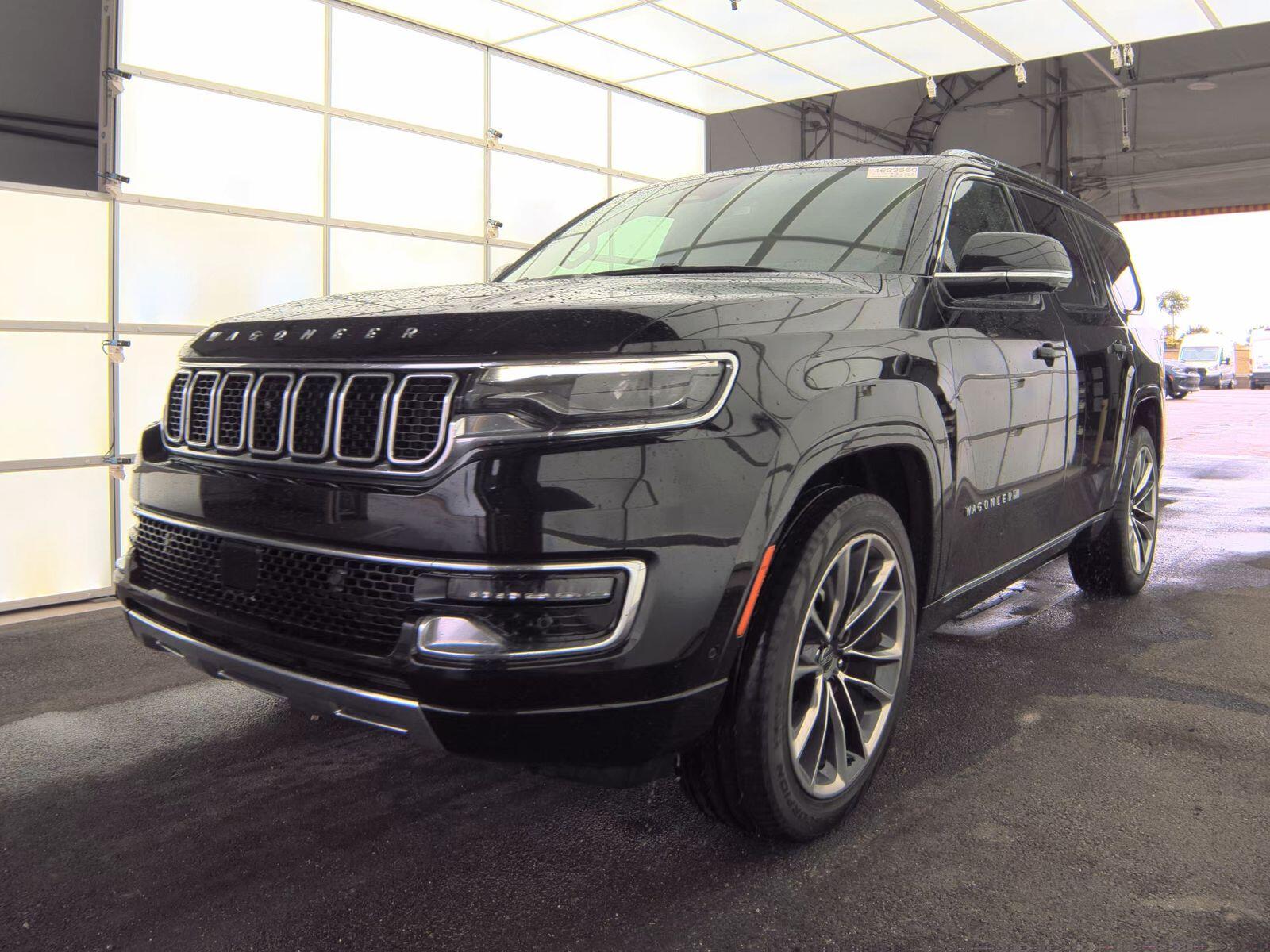2024 Jeep Wagoneer's photo