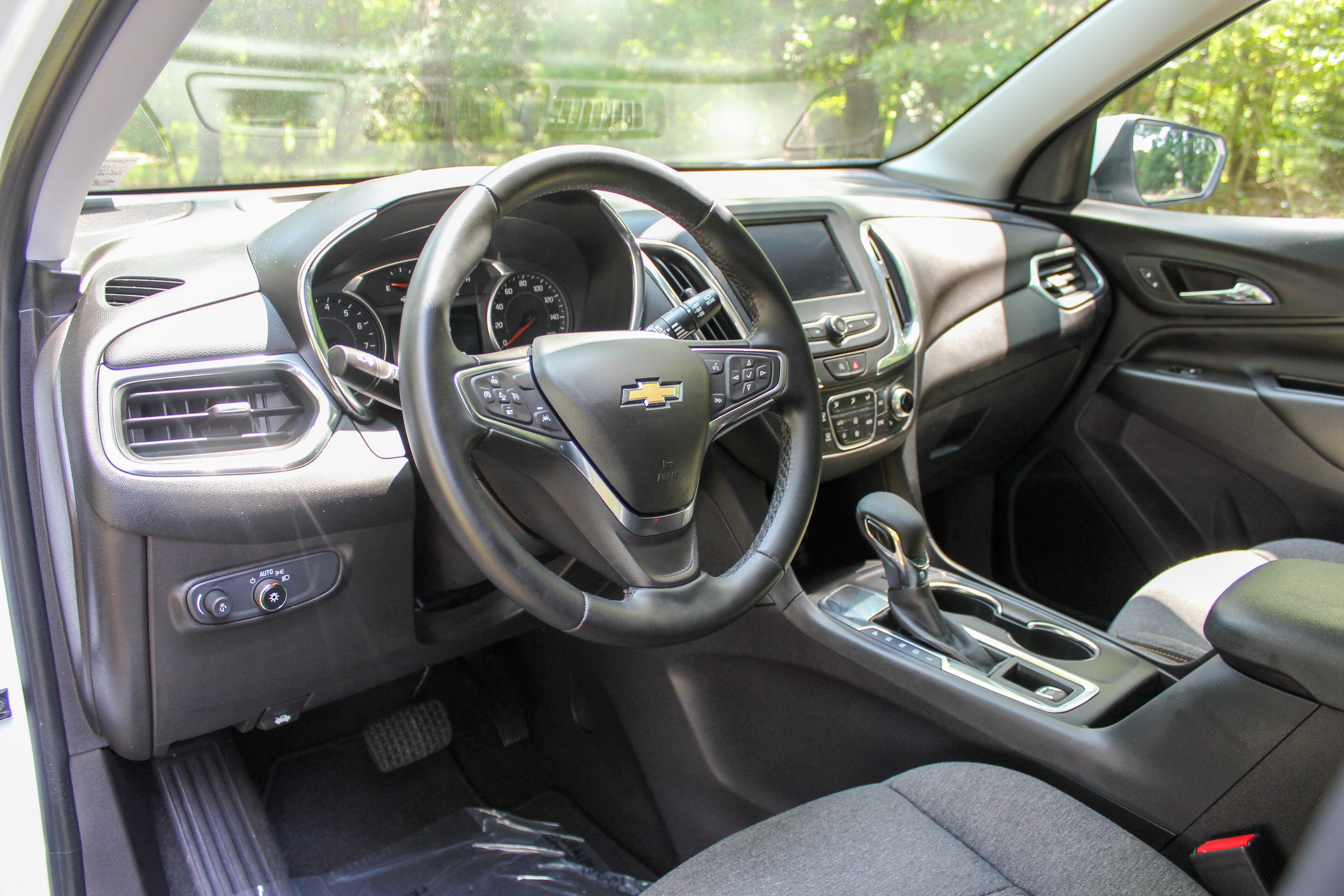 2024 Chevrolet Equinox LT - Photo 11