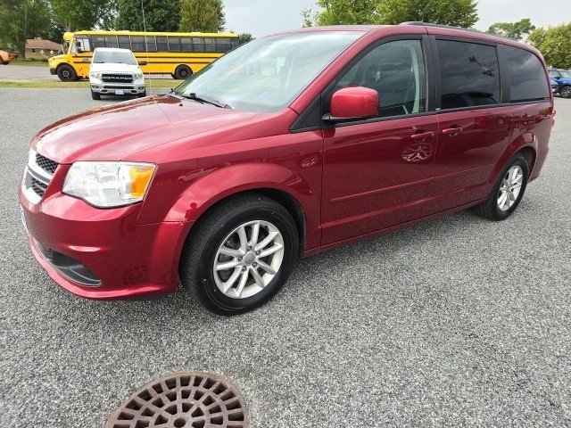 Used 2014 Dodge Grand Caravan SXT with VIN 2C4RDGCG2ER285696 for sale in Prairie Du Chien, WI