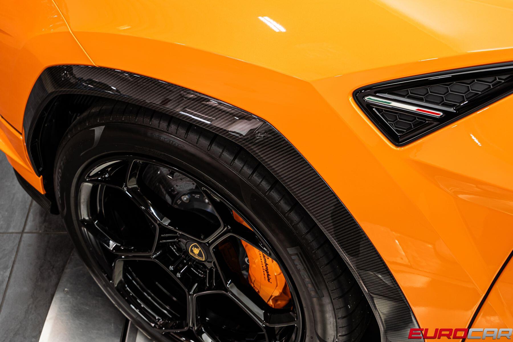 2024 Lamborghini Urus Performante *HUGE CARBON OPTIONS * PANORAMIC ROOF*Image 15