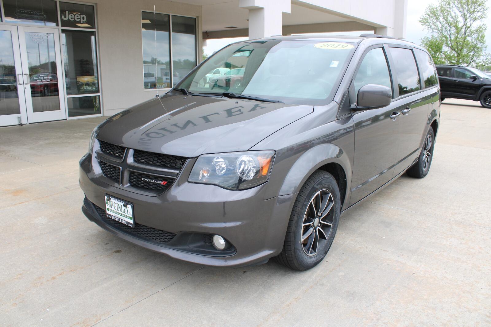 Used 2019 Dodge Grand Caravan GT with VIN 2C4RDGEG8KR517761 for sale in Highland, IL