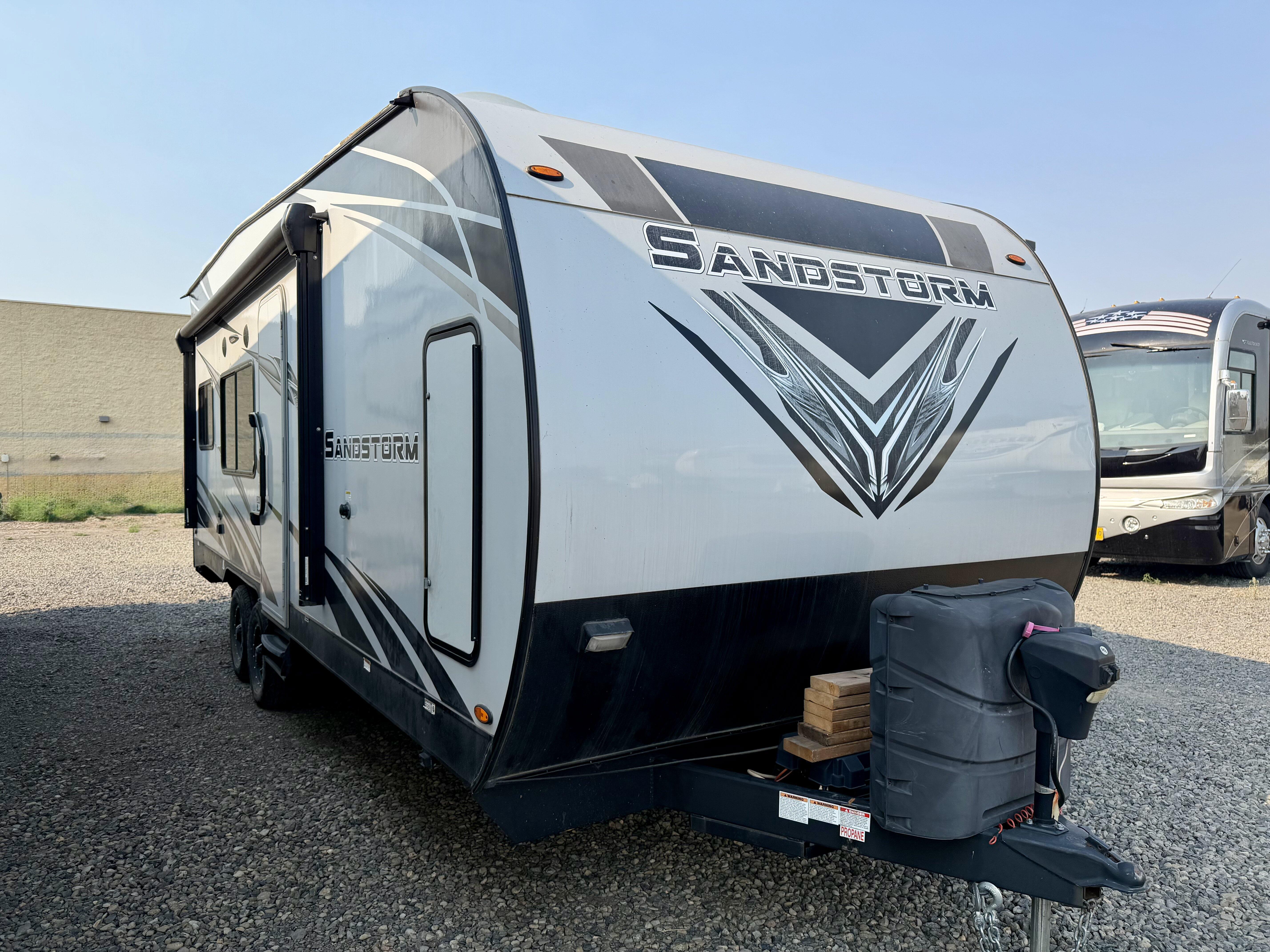 2021 FOREST RIVER SANDSTORM 245GSLC