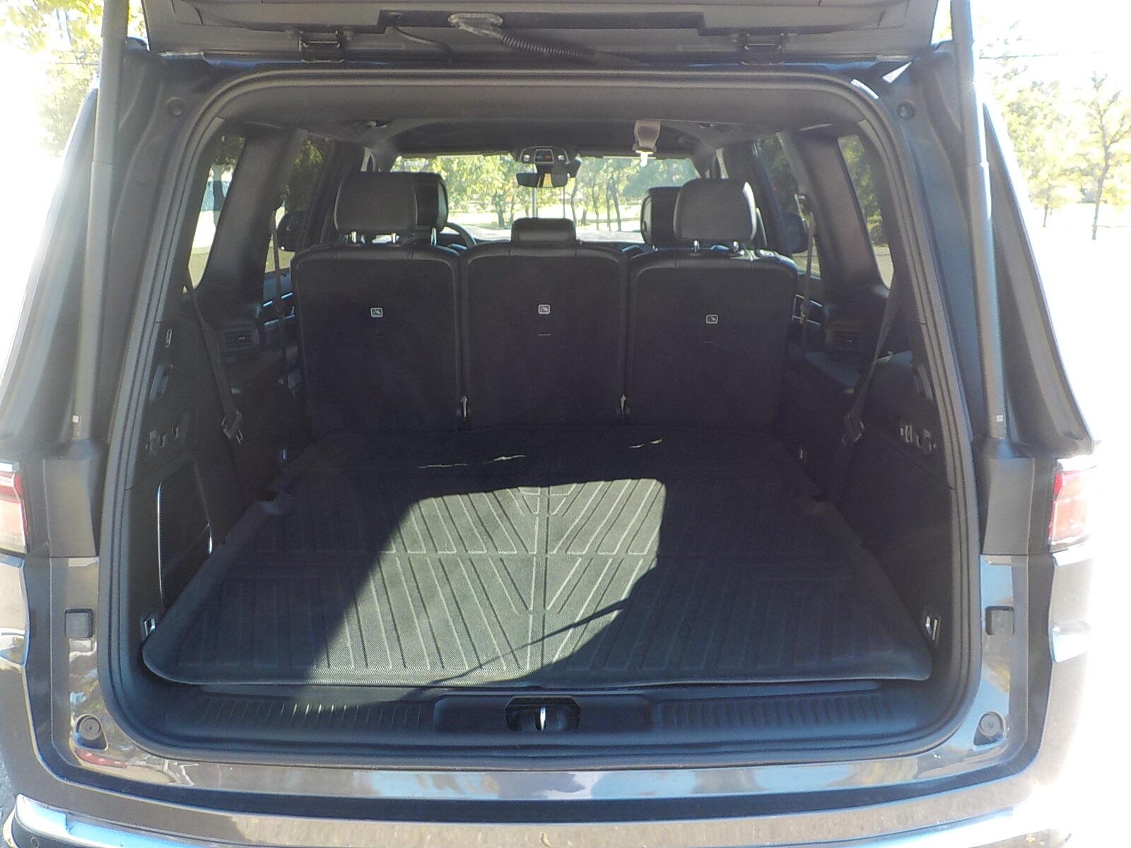 2022 Jeep Wagoneer Series I - Photo 9