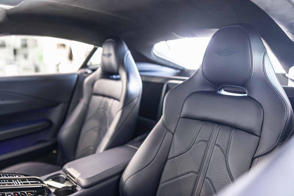 2026 Aston Martin Vantage Base - Photo 17