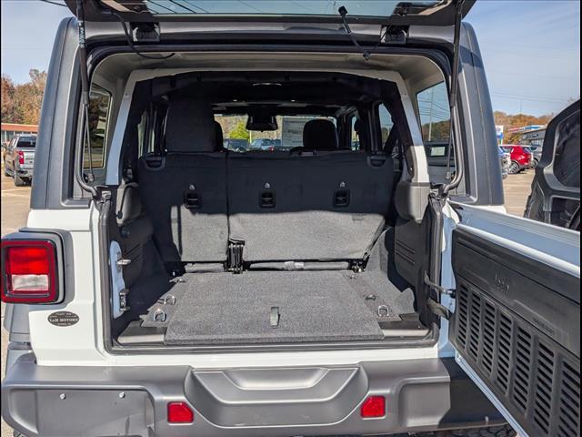 2026 Jeep Wrangler 4-Door Willys - Photo 15