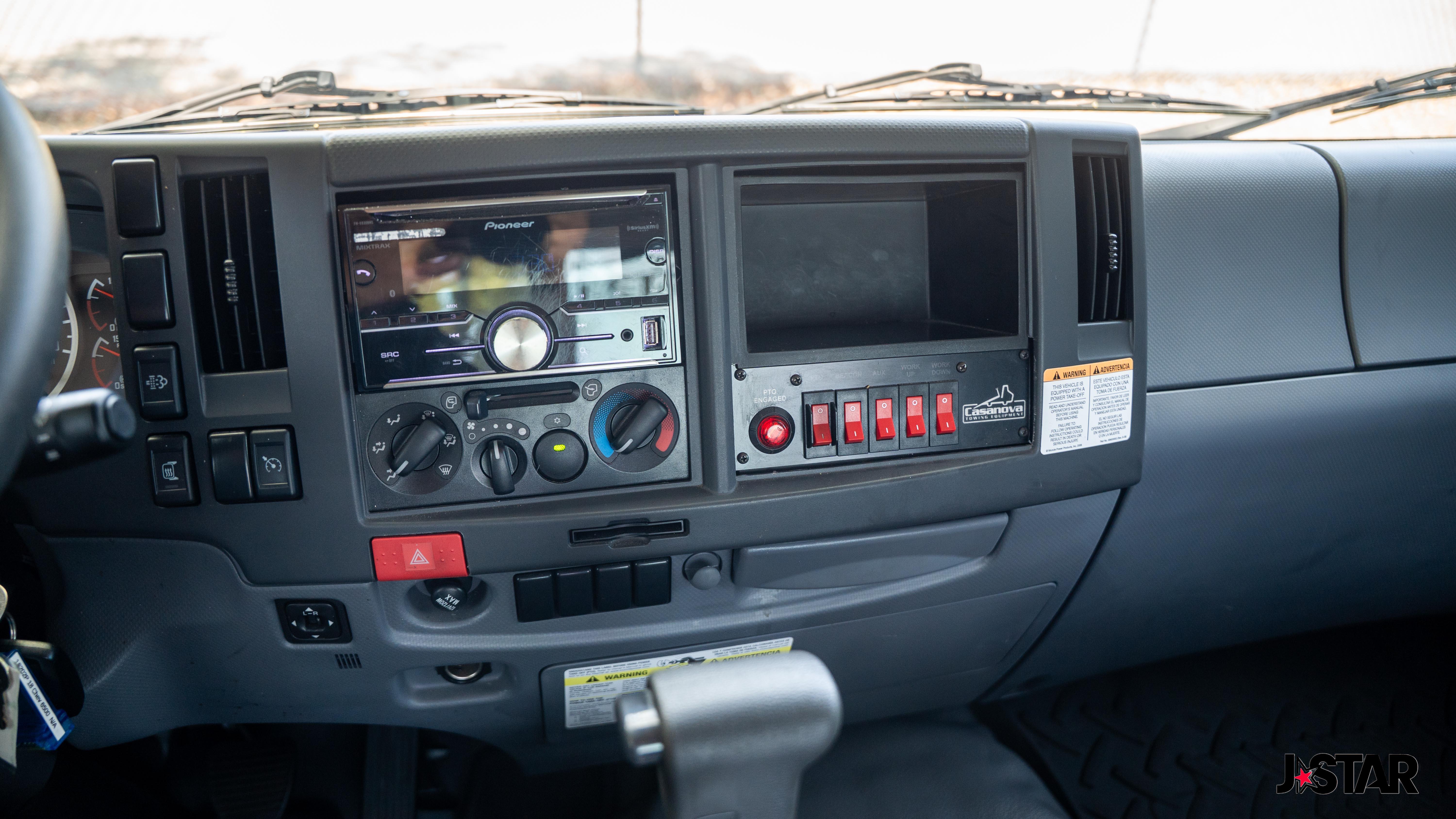 2018 Chevrolet Silverado 5500HD - Photo 22
