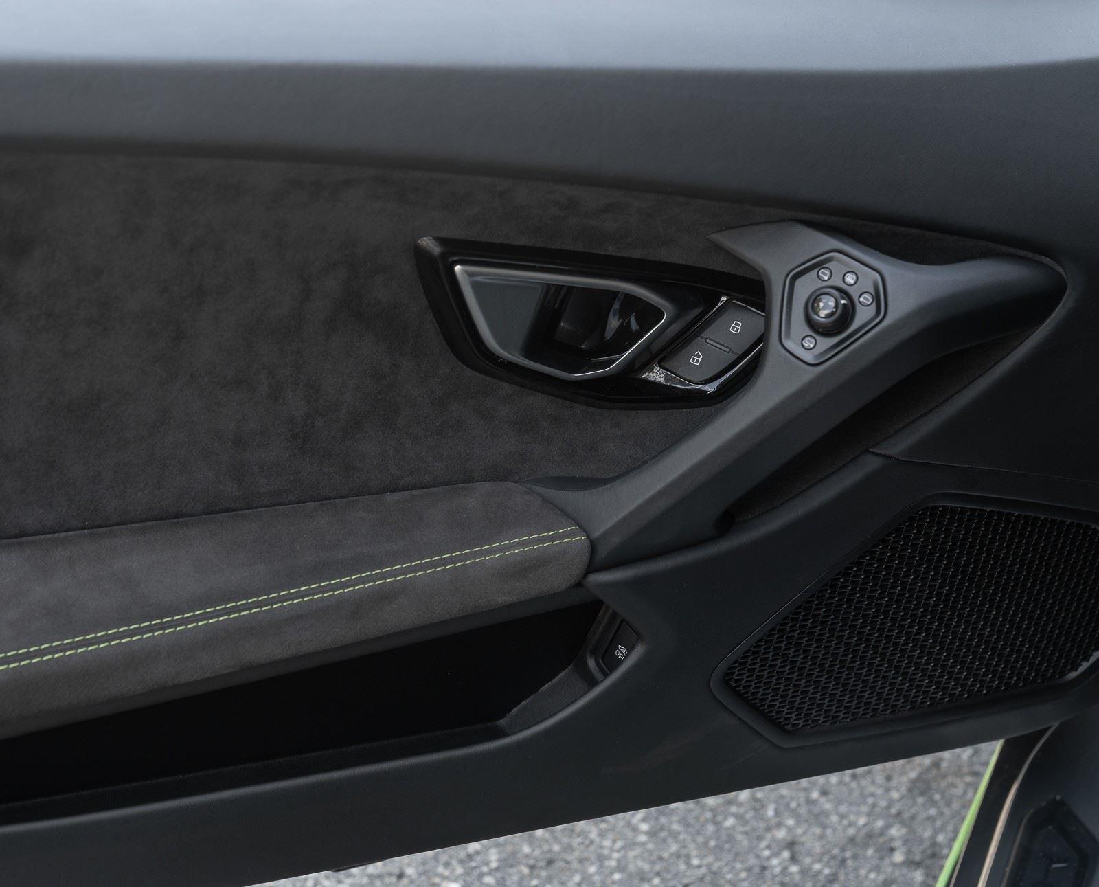 Used 2016 Lamborghini Huracan LP 610-4 Spyder