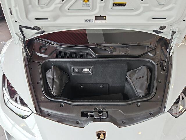 2018 Lamborghini Huracan Base - Photo 9