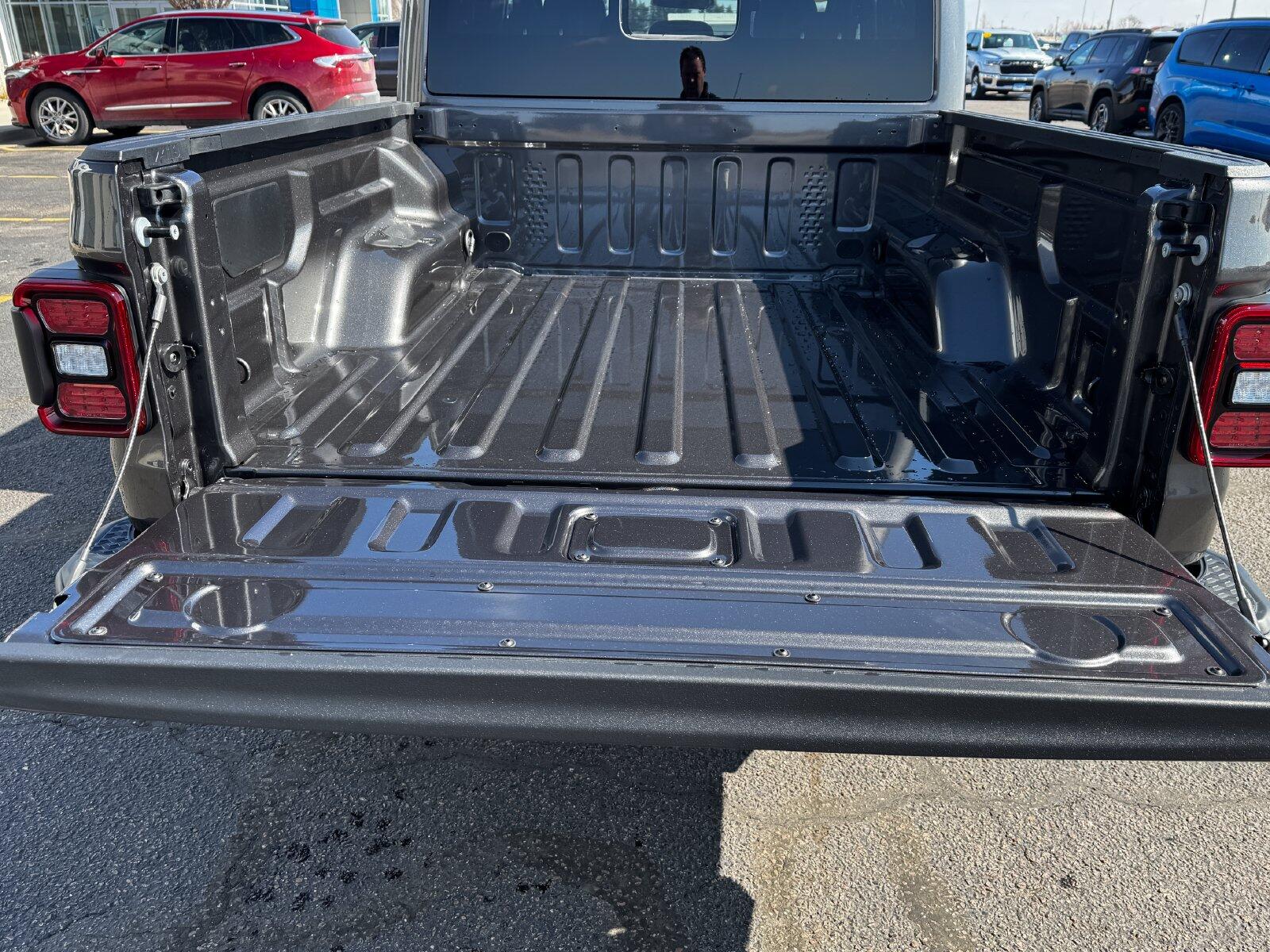 2026 Jeep Gladiator Sport S - Photo 9