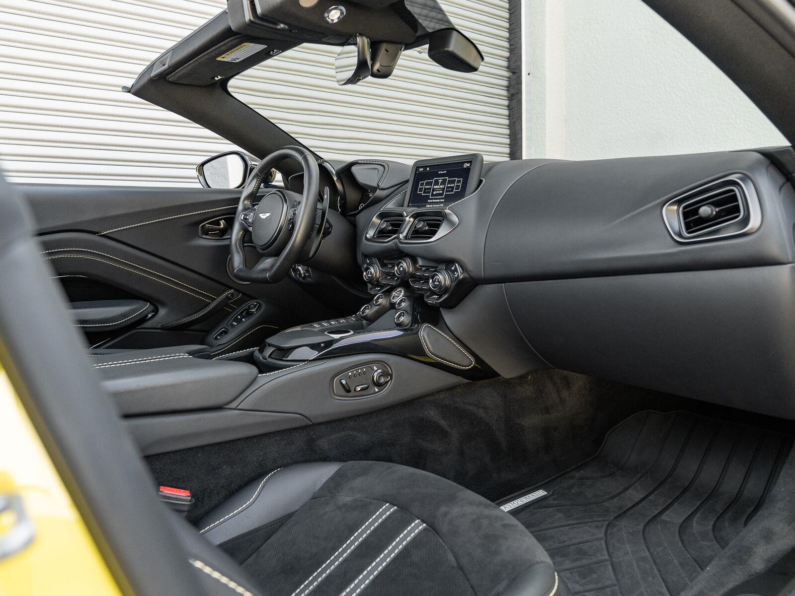 Used 2023 Aston Martin Vantage 