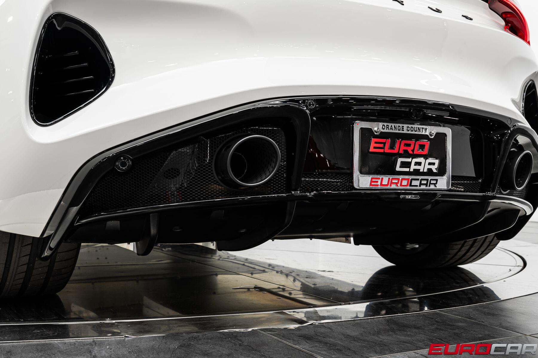 2026 Lotus Emira - Photo 22