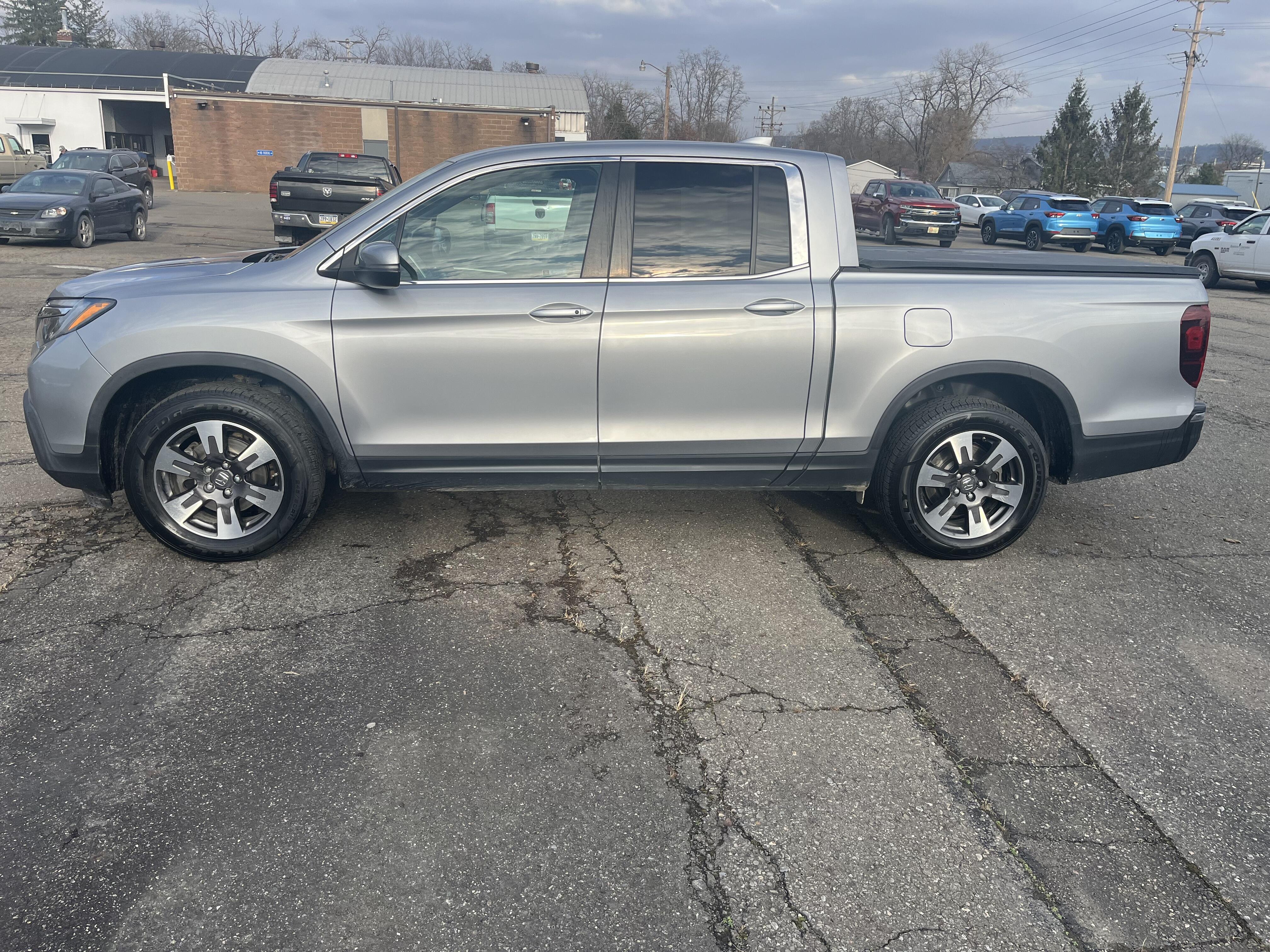 Used 2019 Honda Ridgeline RTL with VIN 5FPYK3F54KB043396 for sale in Towanda, PA