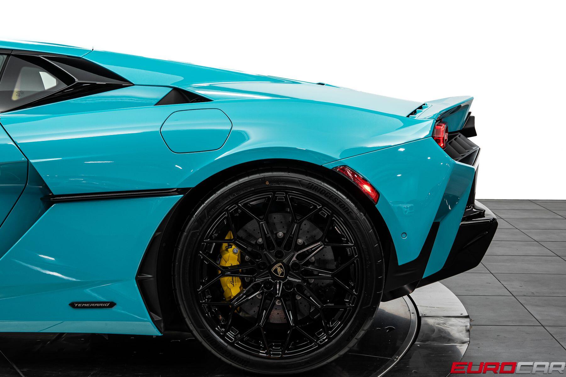 2026 Lamborghini Temerario *ONLY 55 MILES * PASSENGER DISPLAY*Image 14