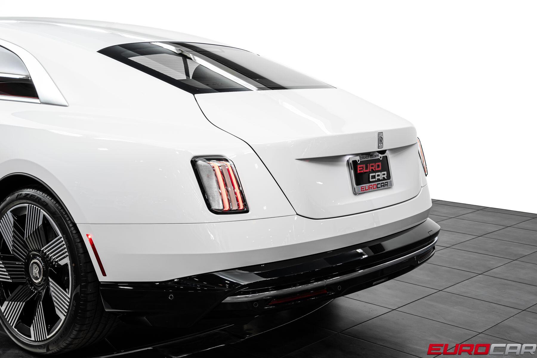 2024 Rolls-Royce Spectre *STARLIGHT DOORS * ILLUMINATED FASCIA*Image 17