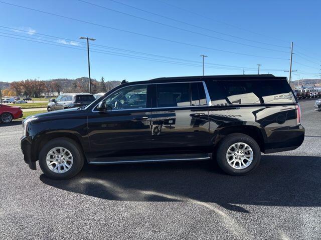 Used 2018 GMC Yukon XL SLT with VIN 1GKS2GKC2JR381581 for sale in Prairie du Chien, WI