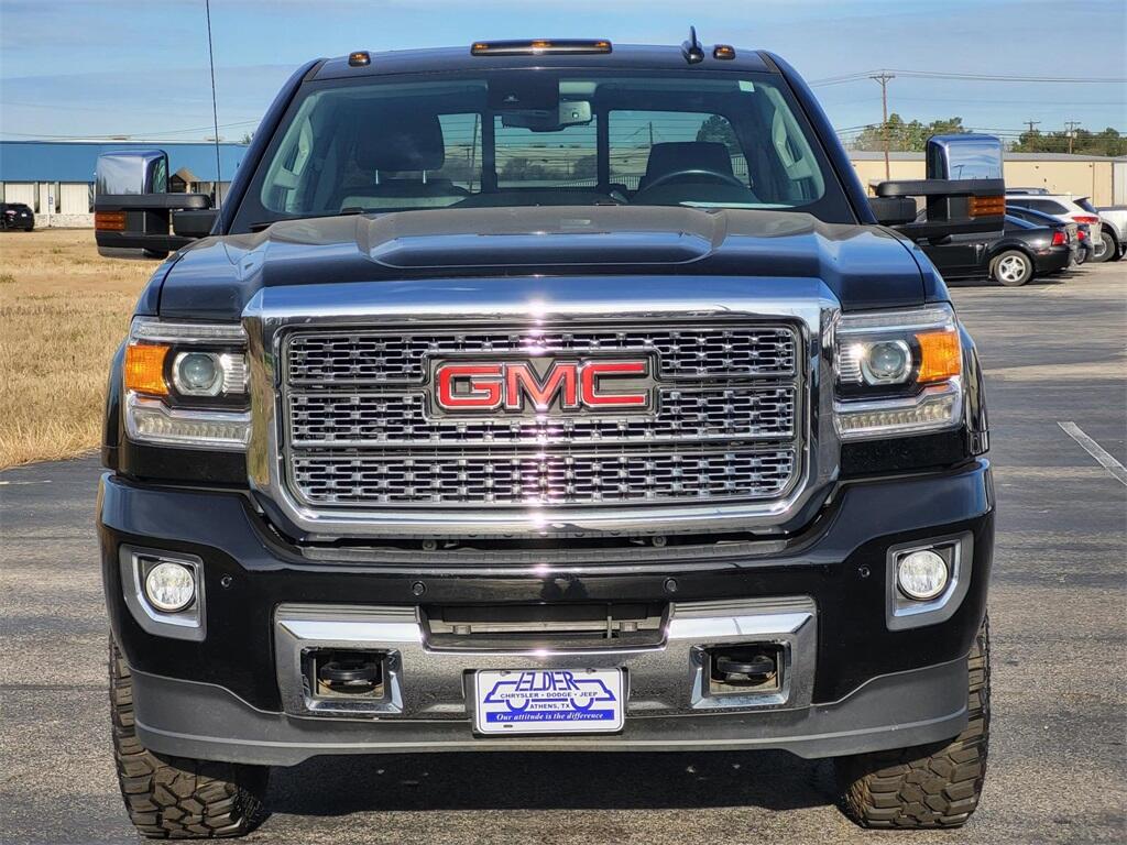 Used 2019 GMC Sierra 2500 Denali HD Denali with VIN 1GT12SEG6KF127920 for sale in Athens, TX