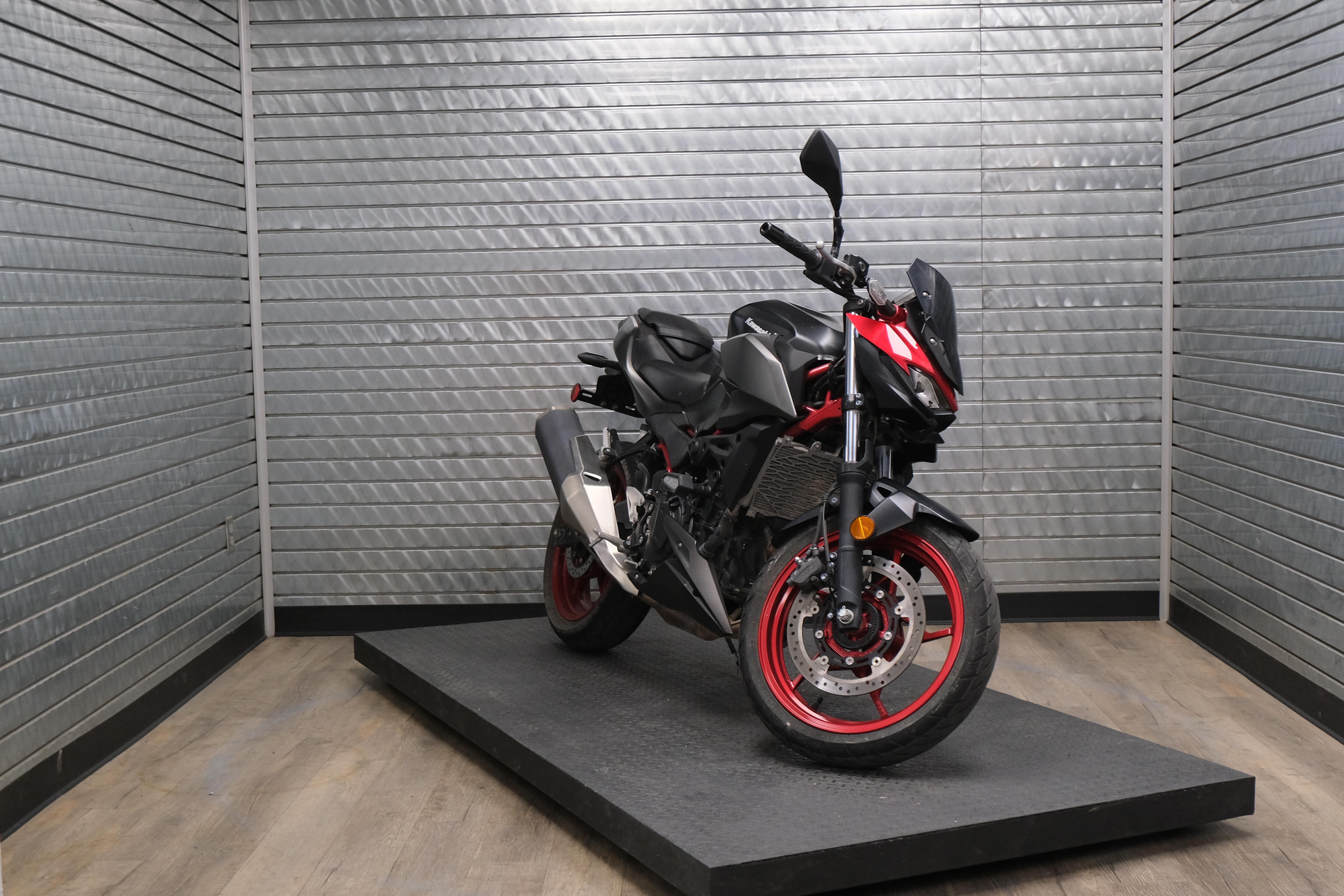 2024 KAWASAKI Z500 SE ABS
