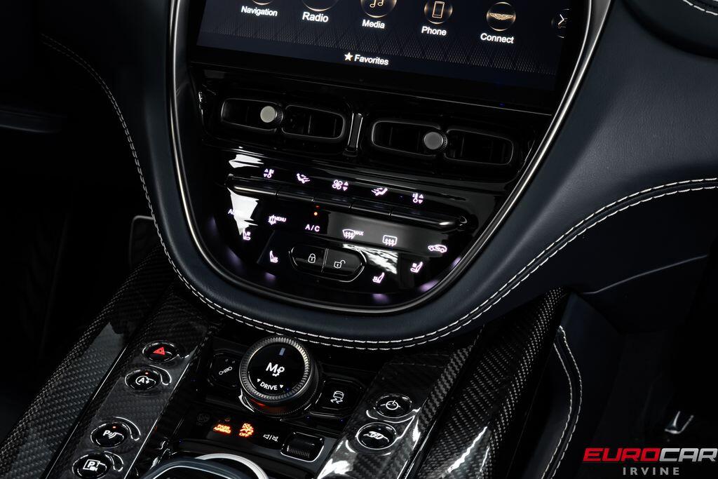 2023 Aston Martin DBX 707 *HUGE CARBON OPTIONS * TRI-COLOR INTERIOR*Image 36