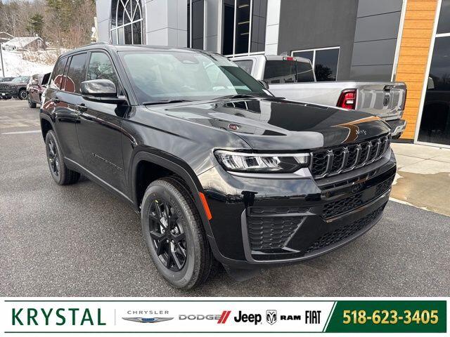 2026 Jeep Grand Cherokee Grand Cherokee Laredo Altitude 4x4