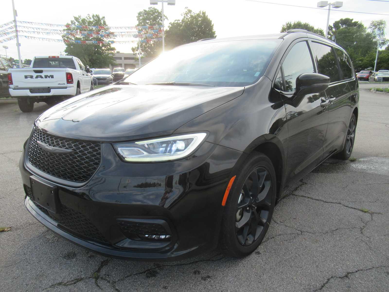 2025 Chrysler Pacifica Limited