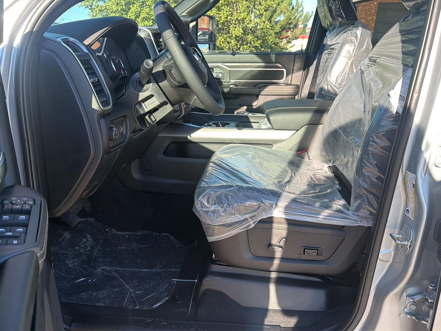 2027 RAM 2500 2500 Big Horn Crew Cab 4x4 6'4' Box