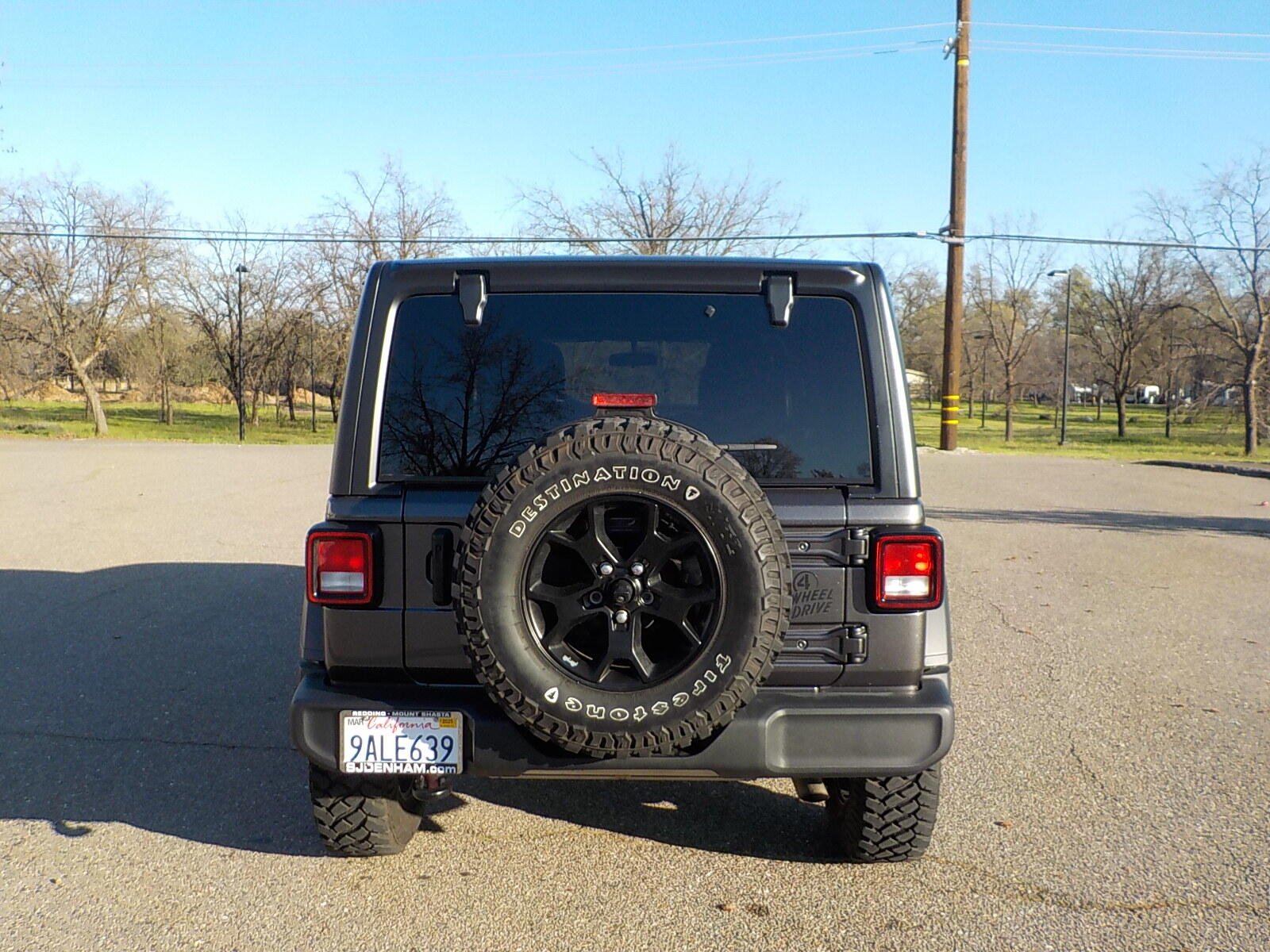 Used 2022 Jeep Wrangler Unlimited Willys with VIN 1C4HJXDN7NW106156 for sale in Redding, CA