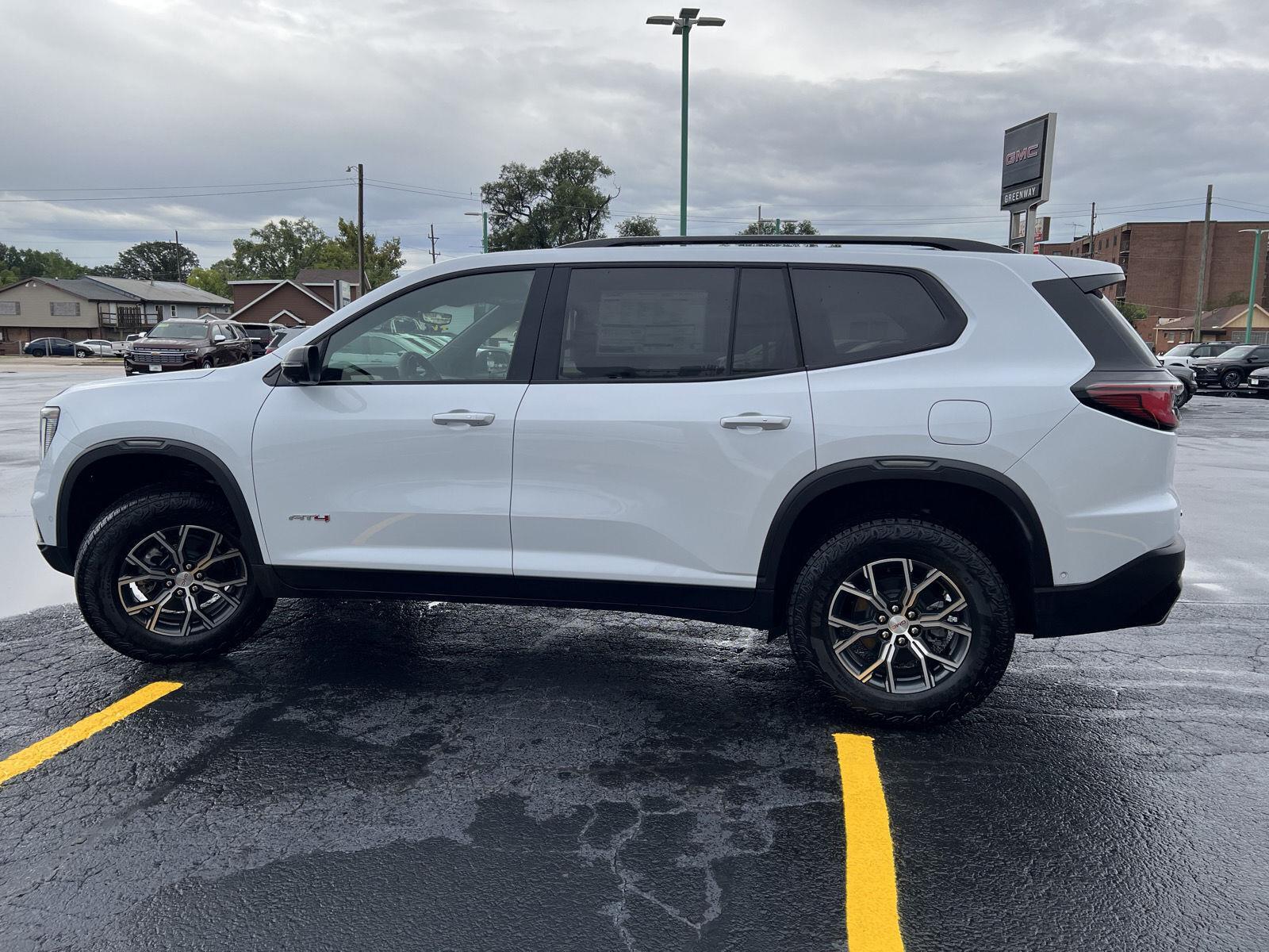 2026 GMC Acadia AT4 - Photo 10