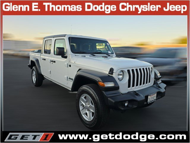 Used 2020 Jeep Gladiator Sport S with VIN 1C6HJTAG5LL172497 for sale in Signal Hill, CA