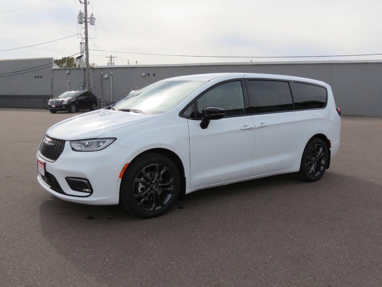 2026 Chrysler Pacifica Select - Photo 7