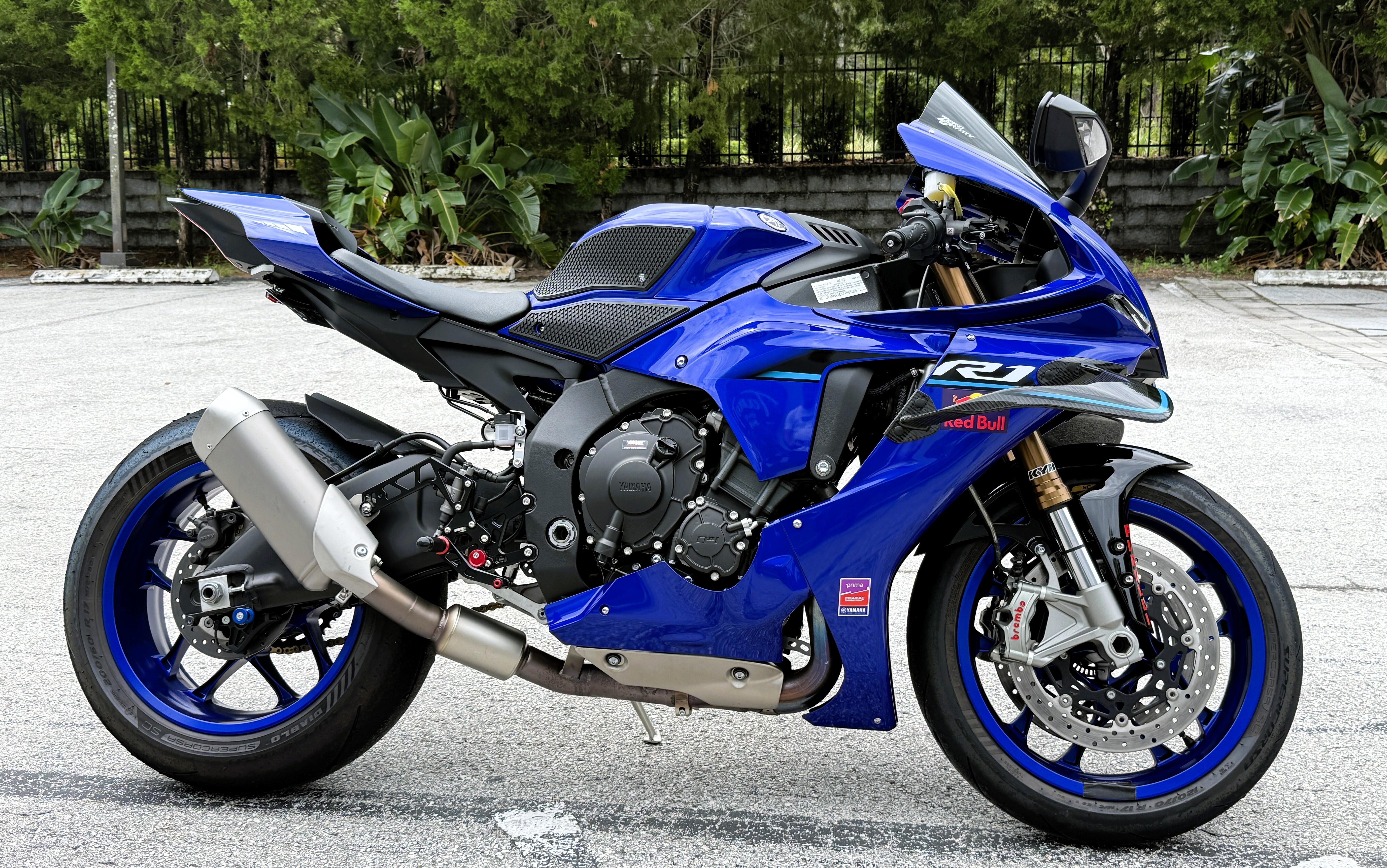 2026 Yamaha YZF-R1