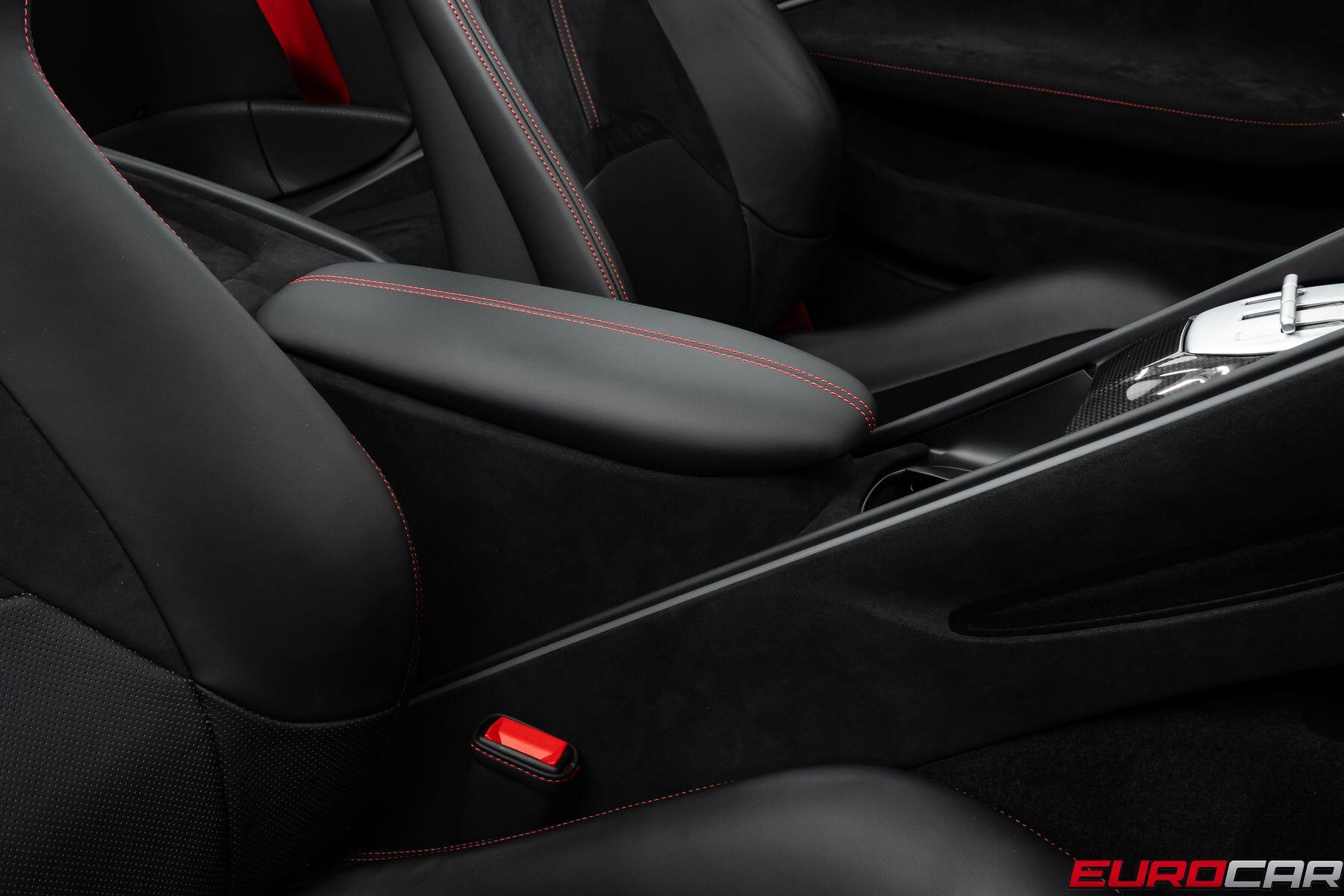 2026 Ferrari Roma Spider *CARBON STEERING WHEEL * FRONT PPF*Image 37