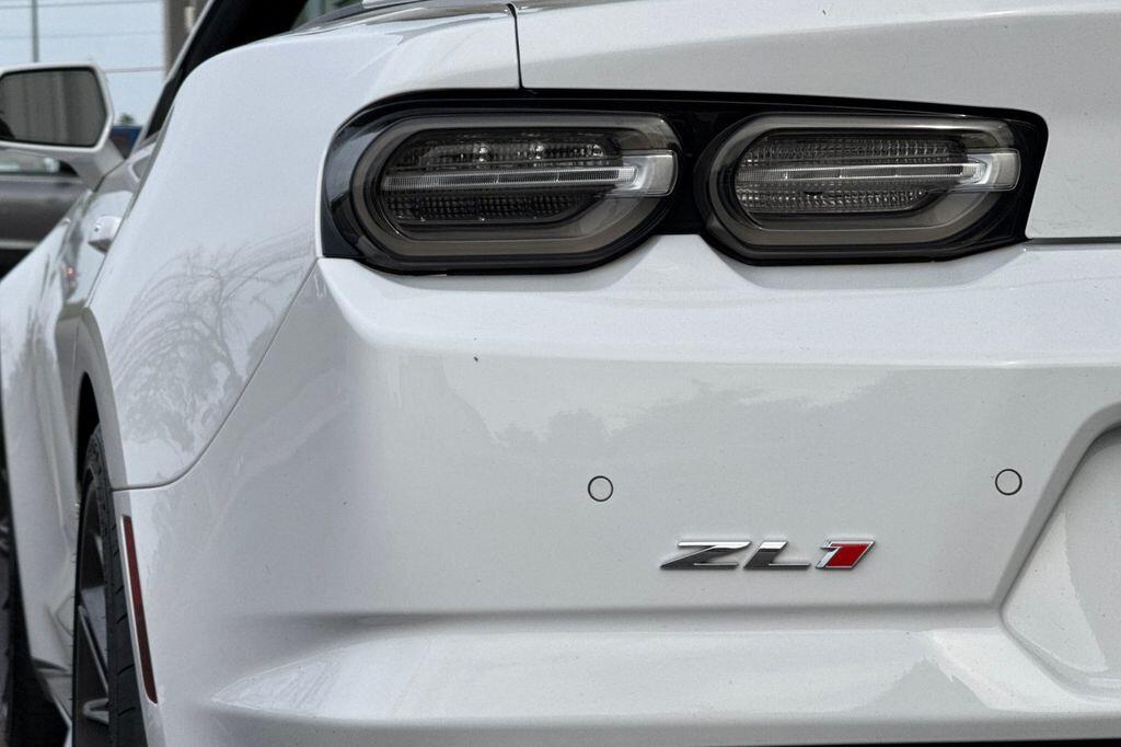 2022 Chevrolet Camaro ZL1 - Photo 25