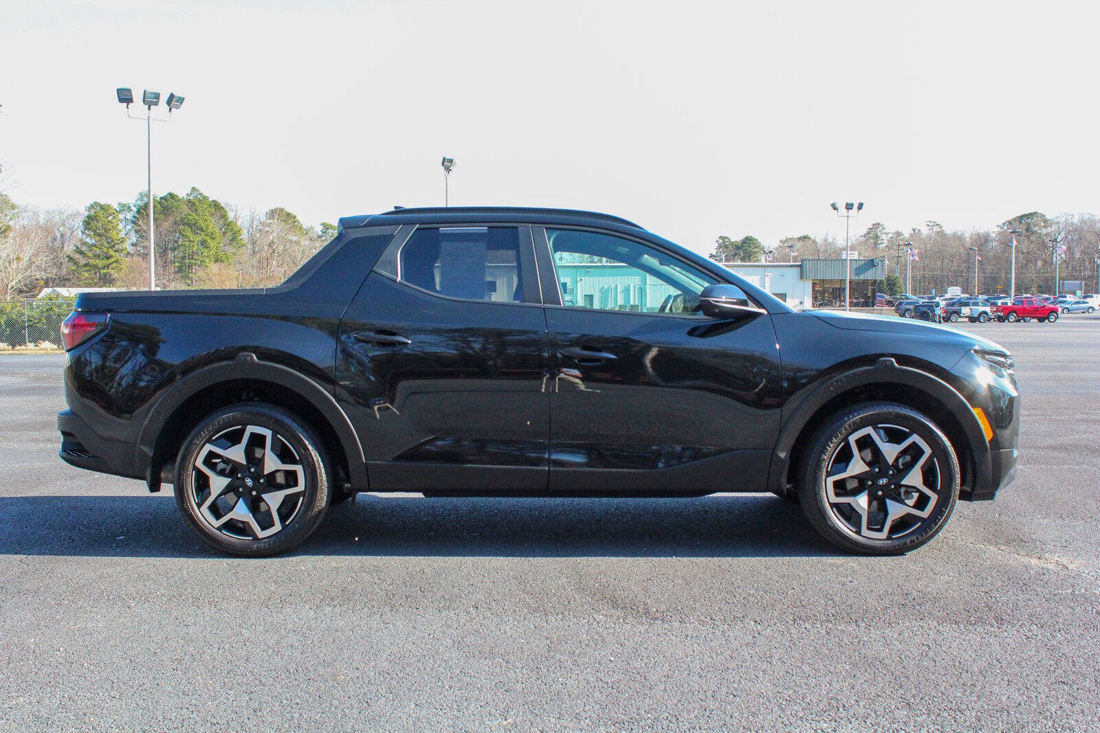 Used 2023 Hyundai Santa Cruz Limited with VIN 5NTJEDAF9PH065542 for sale in Suffolk, VA