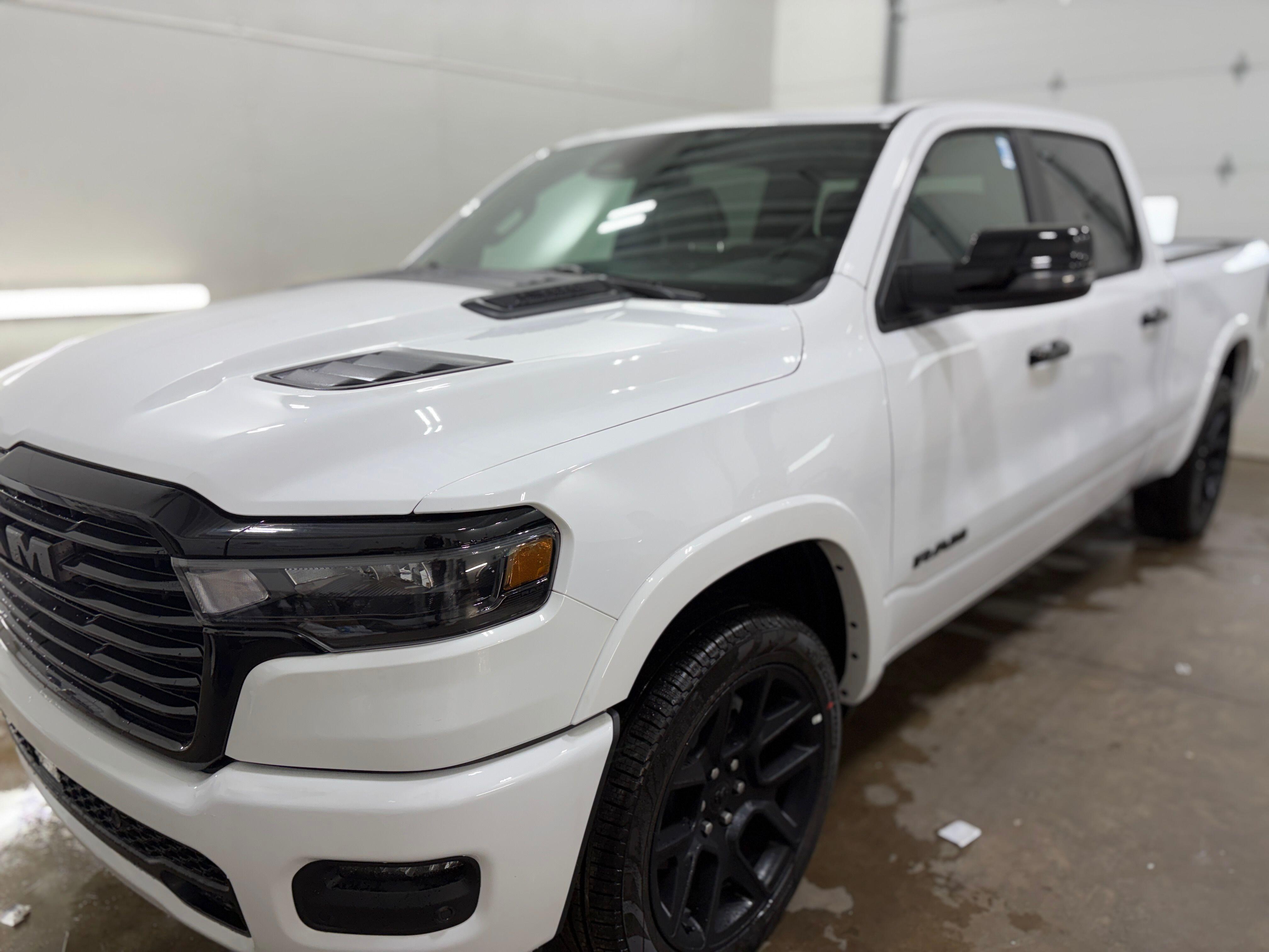 2026 RAM 1500 1500 Laramie Crew Cab 4x4 6'4' Box