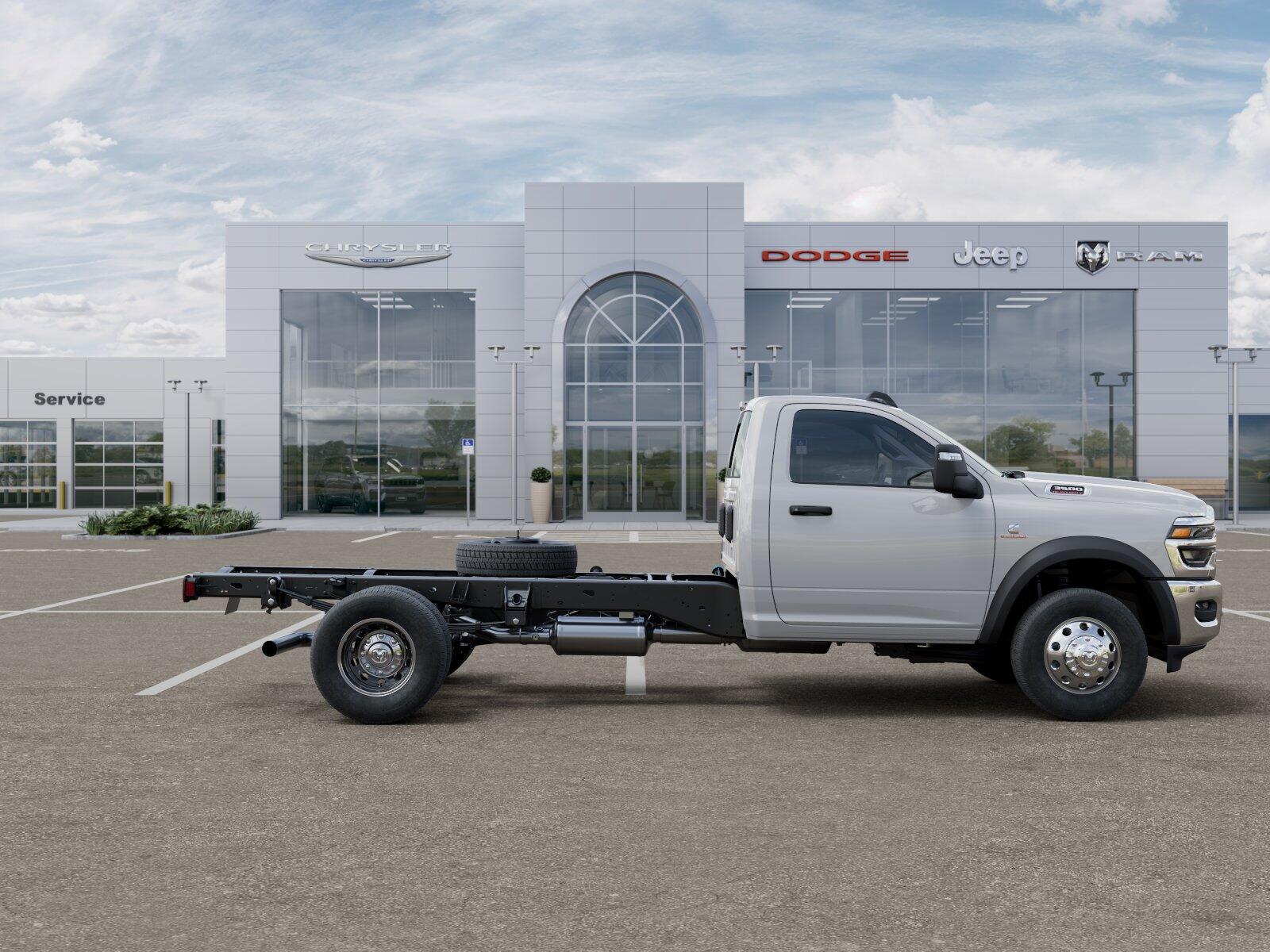 2025 RAM 3500 Chassis Tradesman - Photo 20