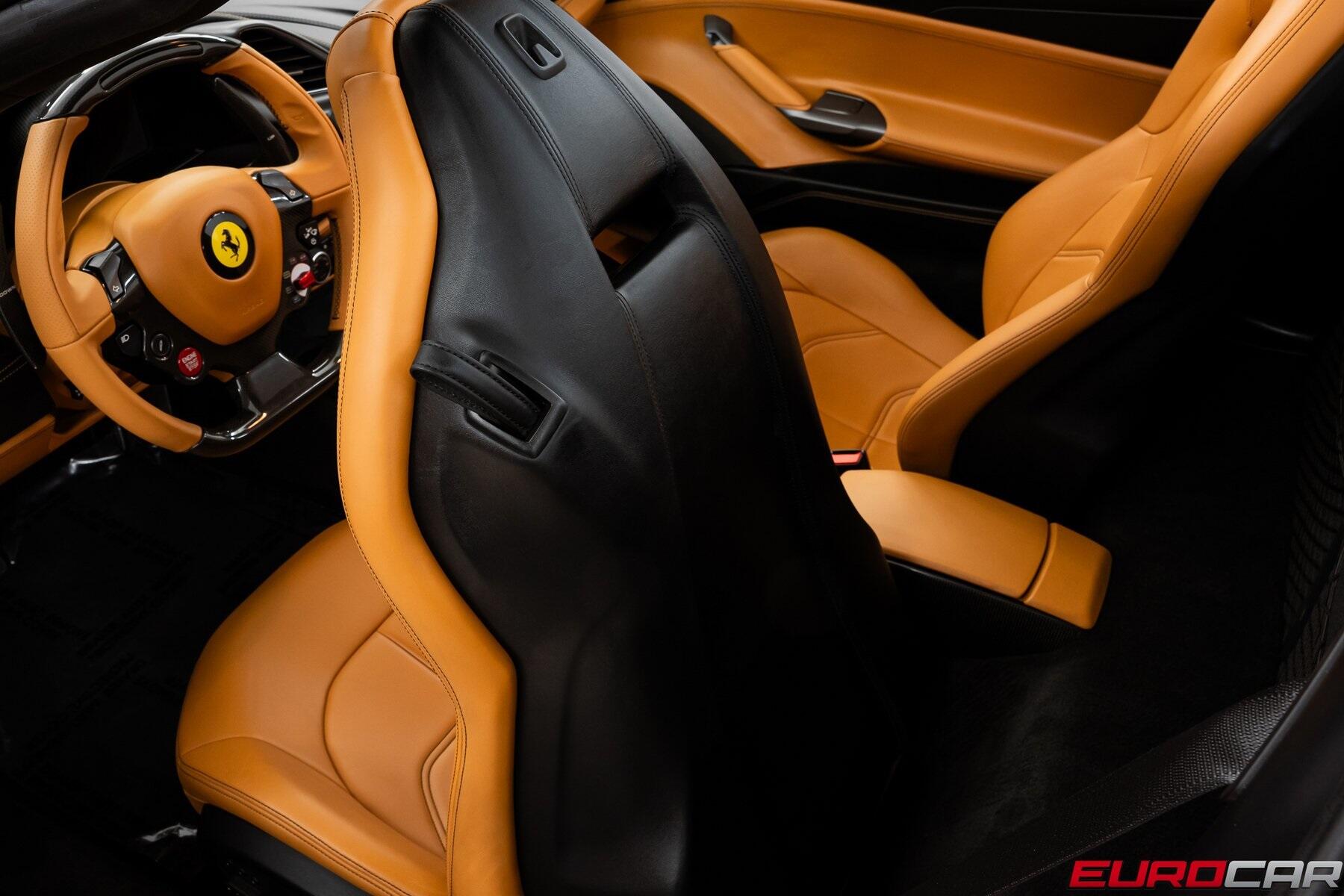 2017 Ferrari 488 Spider *CARBON INTERIOR * IMMACULATE CONDITION*Image 41