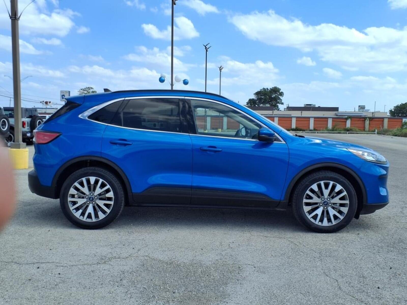 Used 2020 Ford Escape Titanium with VIN 1FMCU9J9XLUB08914 for sale in Burnet, TX
