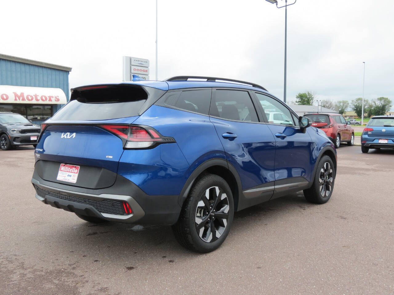 Used 2024 Kia Sportage X-Line with VIN 5XYK6CDF4RG159988 for sale in Fairmont, Minnesota