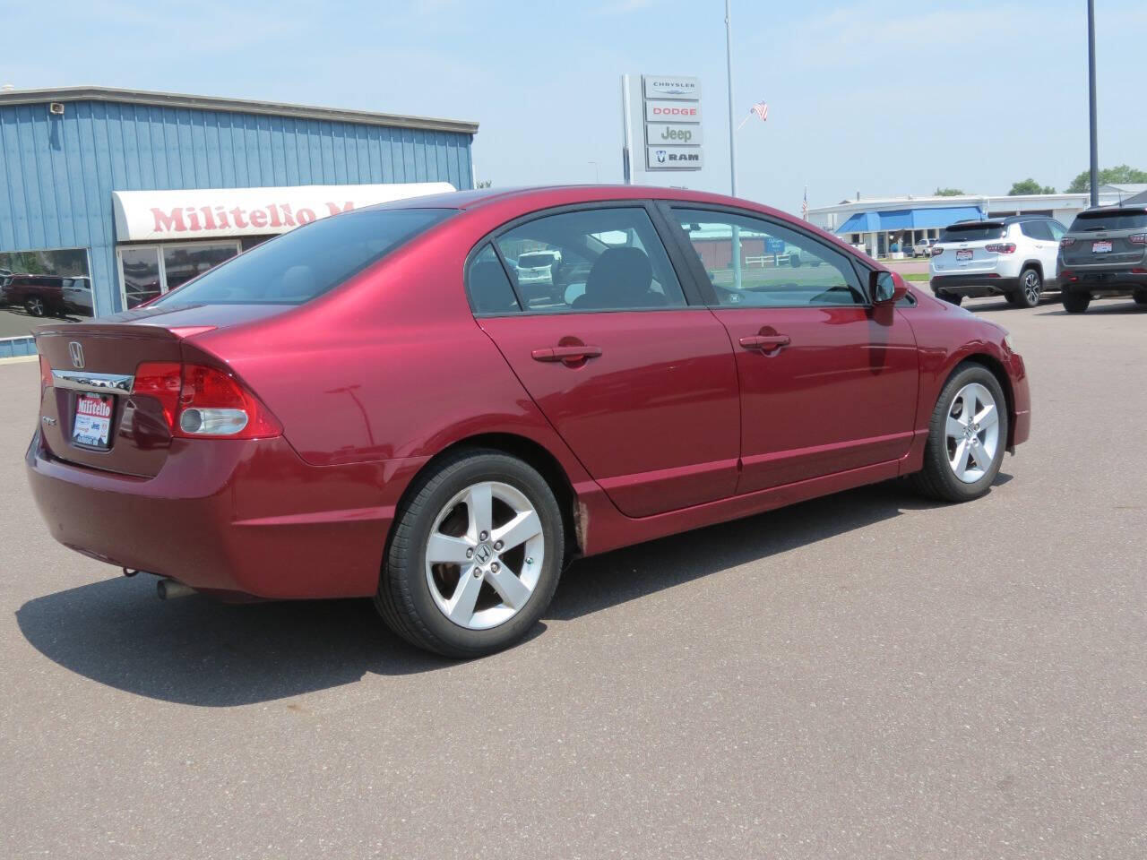 Used 2009 Honda Civic LX-S with VIN 19XFA16669E016491 for sale in Fairmont, Minnesota