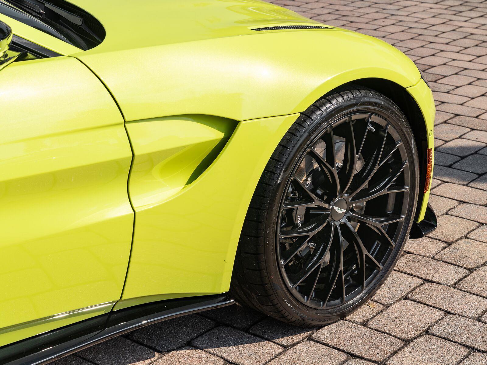Used 2023 Aston Martin Vantage 
