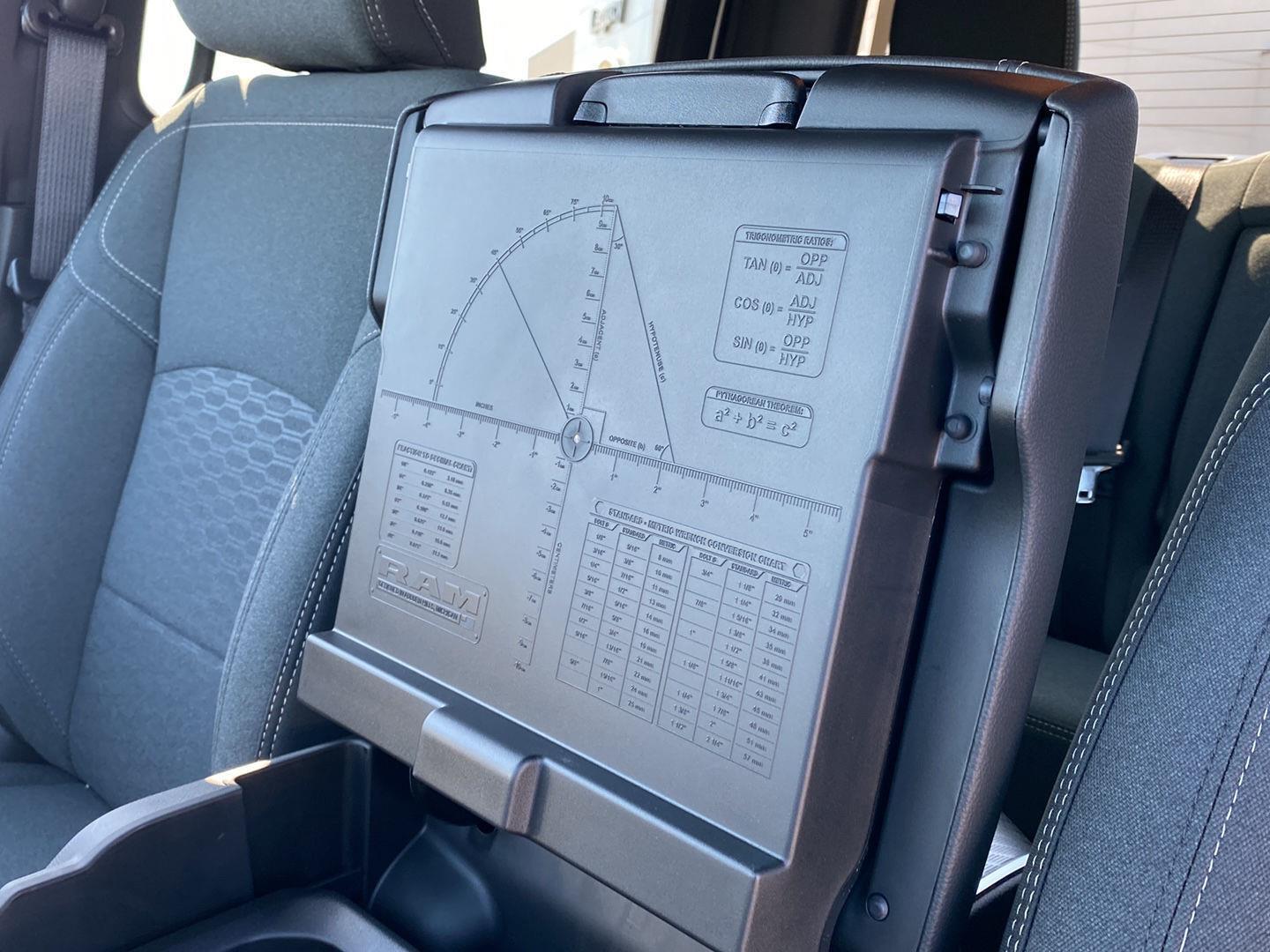 2025 RAM 2500 Big Horn - Photo 34