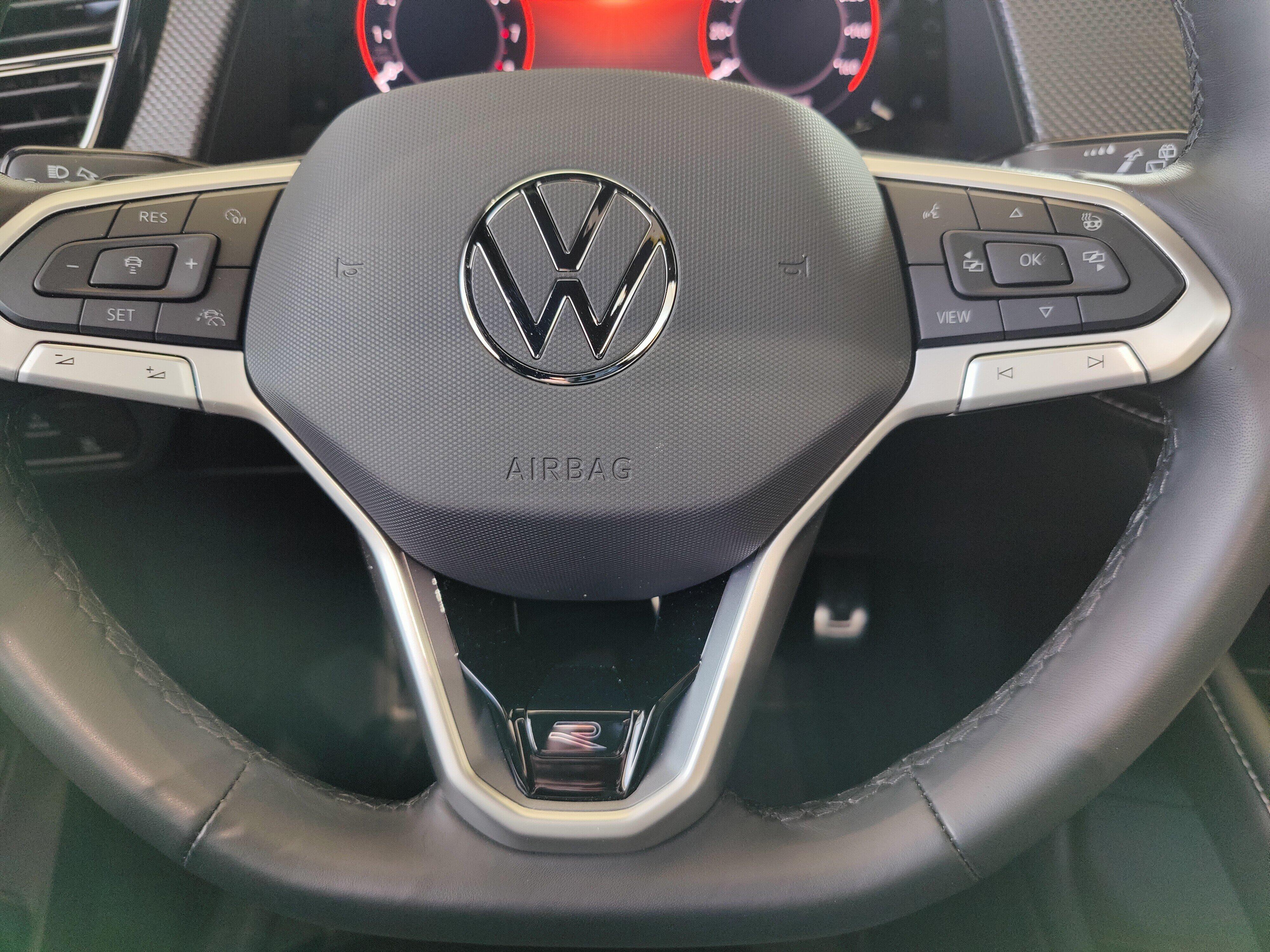 2026 Volkswagen Atlas Cross Sport SEL R-LINE - Photo 29